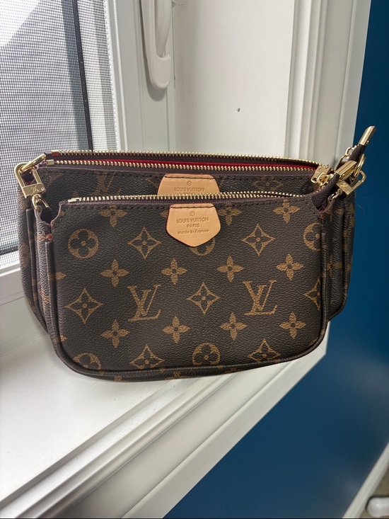Louis Vuitton Handbags - Louis Vuitton Monogram double pouch crossbody